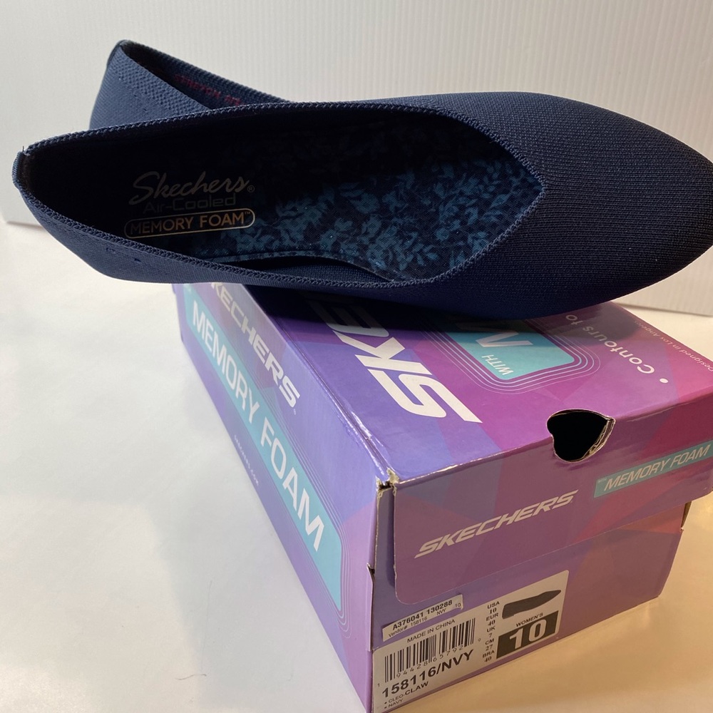 Sketchers slip on shoes